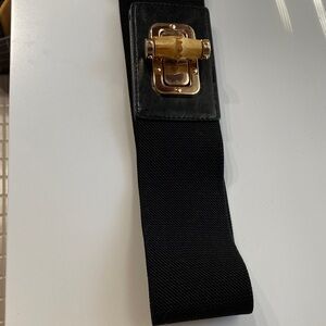 Chicos Bamboo Twist lock stretch belt